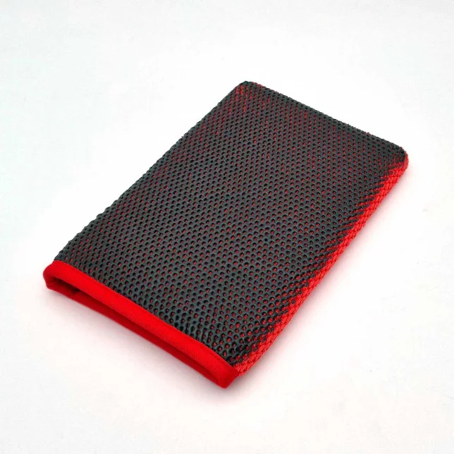 Red Kiss Clay Mitt - Décontamination